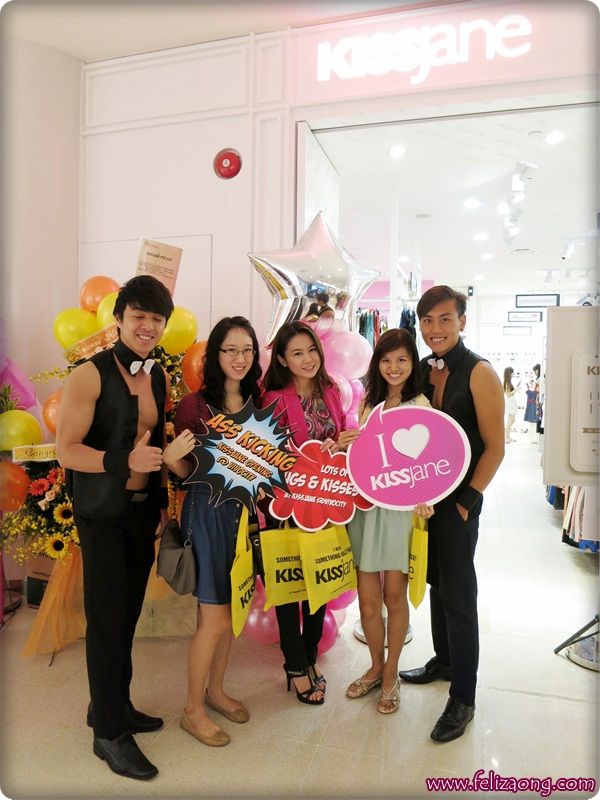 Kissjane Vivocity Store Opening photo IMG_6580_.jpg