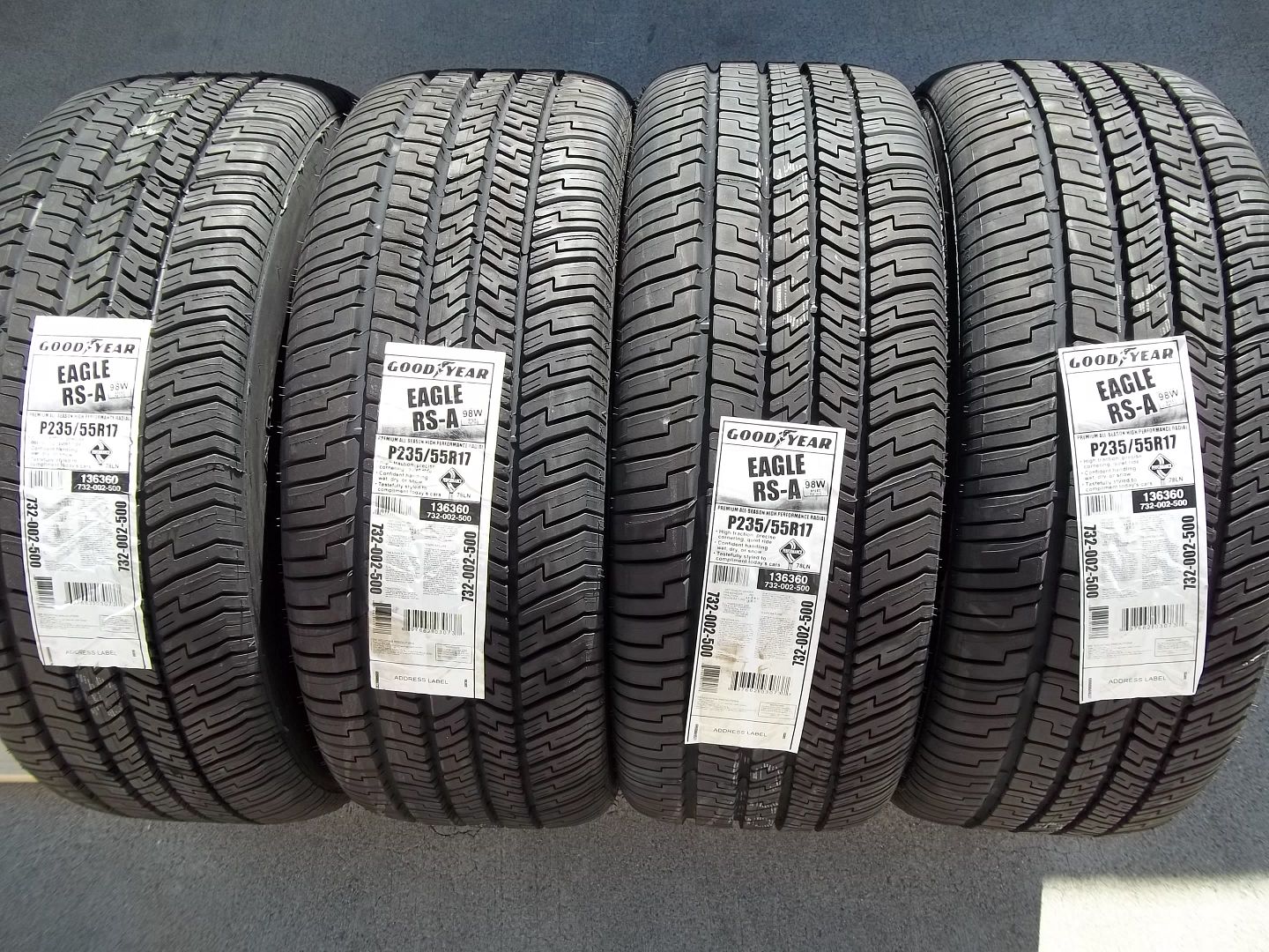 goodyear-eagle-rs-a-size-235-55r17-ford-crown-vic-p71-police