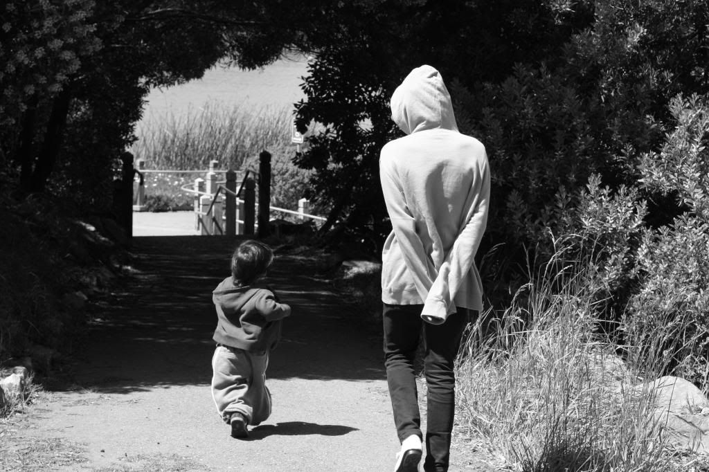 IMAGE: http://i1278.photobucket.com/albums/y510/robfontelera78/Club%20Shots/_MG_4869.jpg