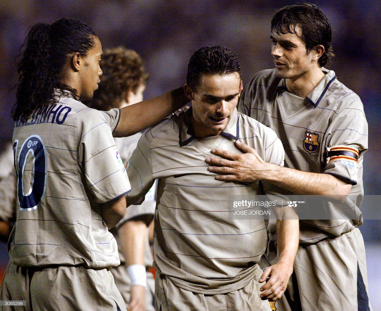 barcelona 2003 away kit